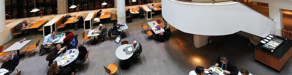 1280px-BritishLibraryInterior02